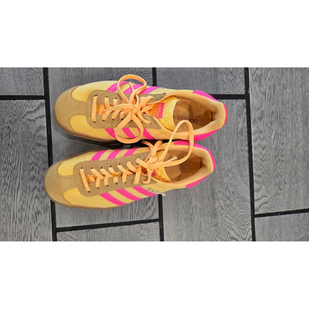 Adidas Gazelle Indoor Yellow Pink Gum Sole Sneakers Low Top Trainers 6.5 US W
